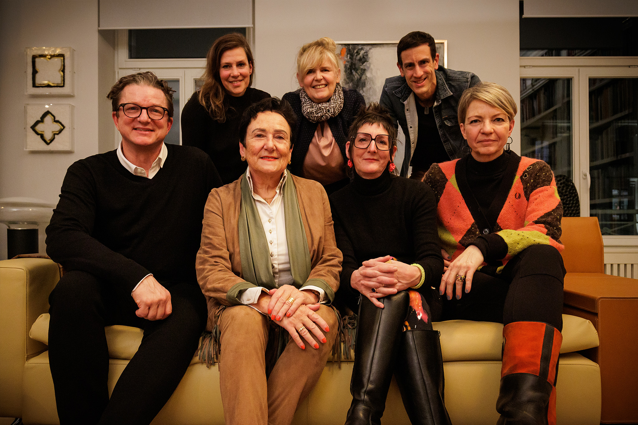 Ein Gruppenbild. In Reihenfolge von Links nach Rechts: Torsten Anstädt, Andrea Hausy, Christine Rother-Ulrich, Ursula Bender, Julia Isterling, Olli Dürr und Miriam Becker.