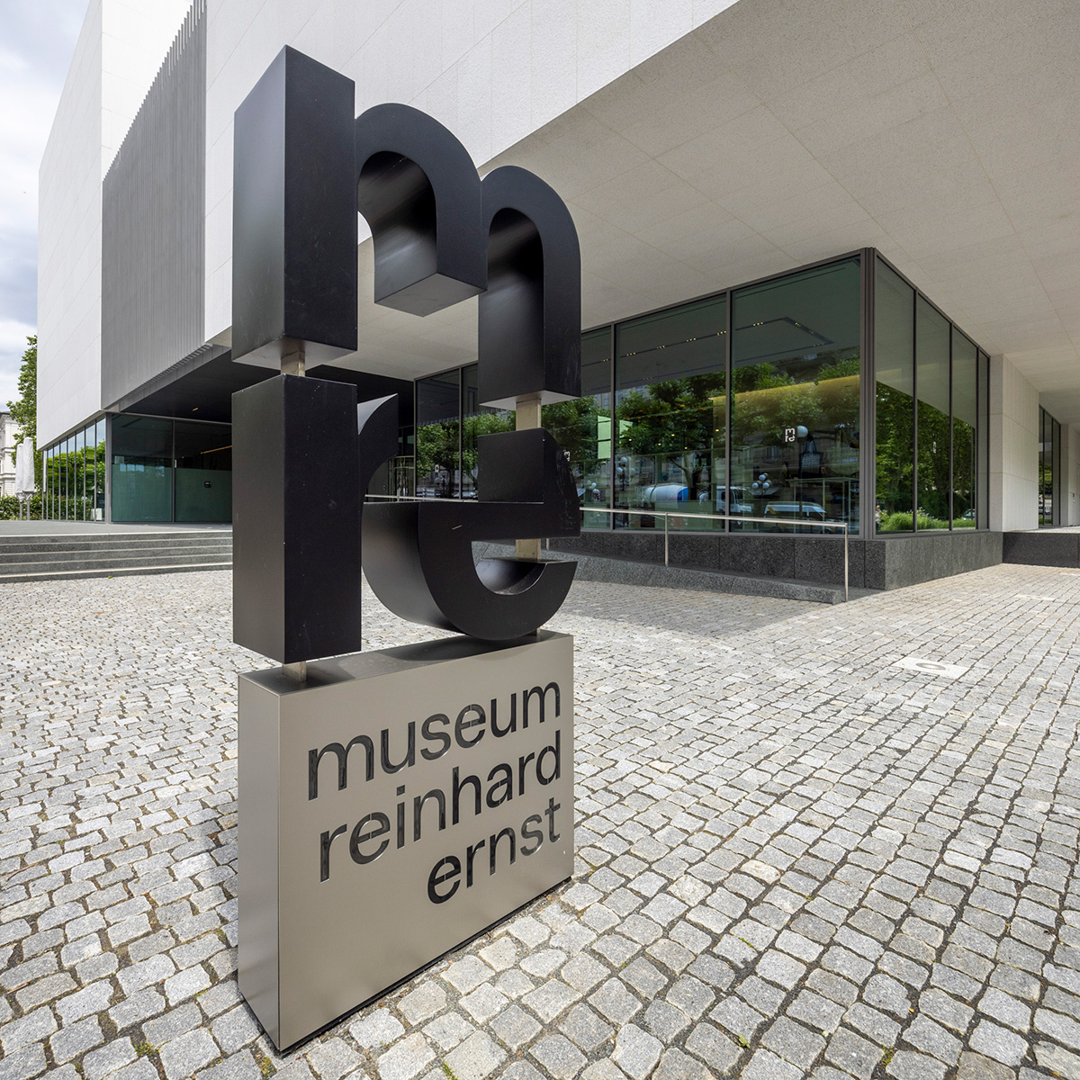 Frontansicht Museum Reinhard Ernst in Wiesbaden